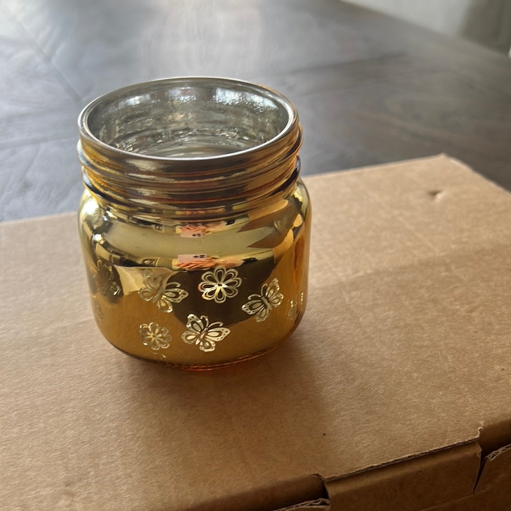 30 gold jars